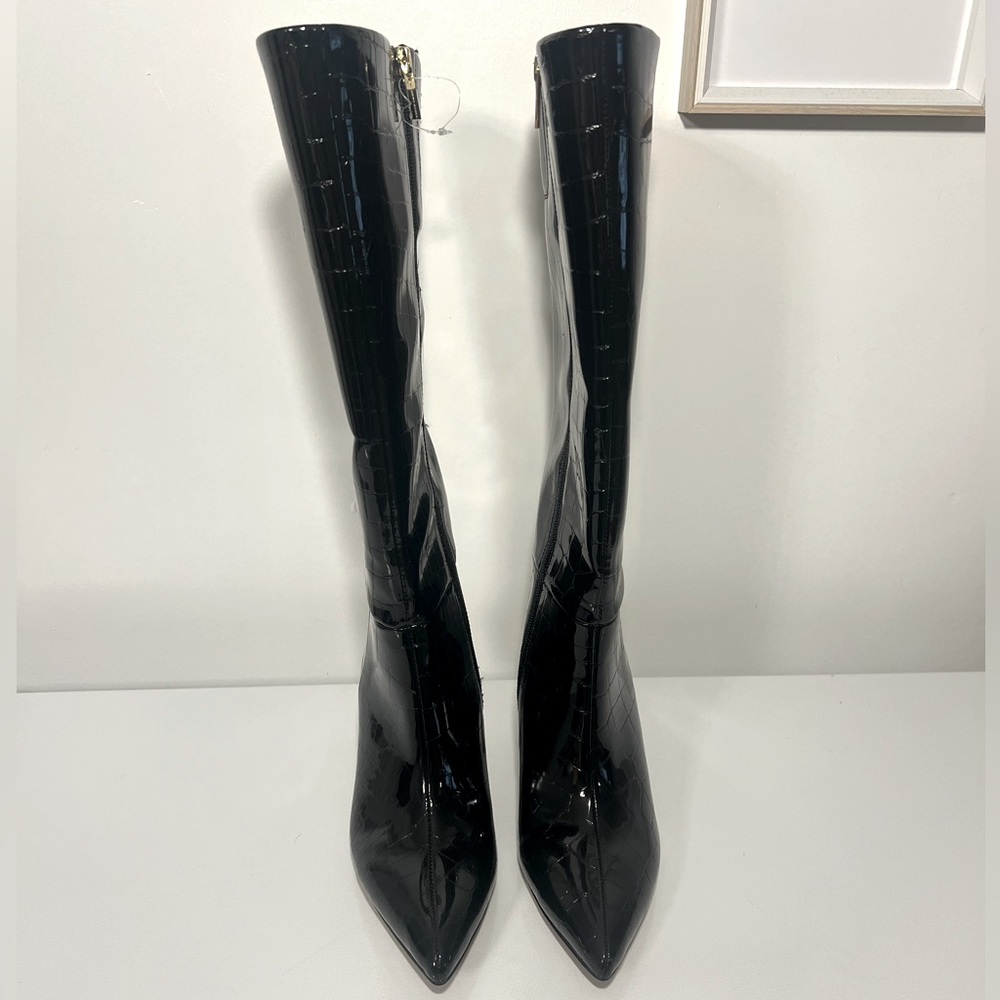 Vince Camuto Boots 6.5M/37